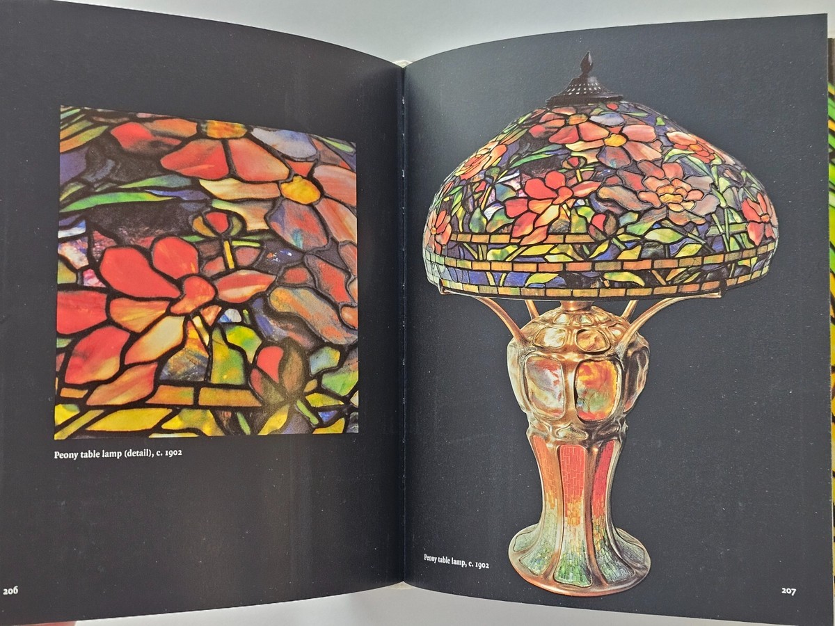 洋書　Tiffany  LouisComfort Louis Comfort Tiffany by Jacob Baal-teshuva Hardback Book