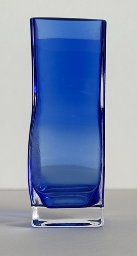 Cobalt Blue and Clear Art Glass Hourglass Bud Vase 5" Vintage - Picture 3 of 9