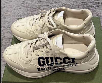 Gucci Men's Beige/Cream Logo Low Top Lace-Up Athletic Sneakers Solid Casual