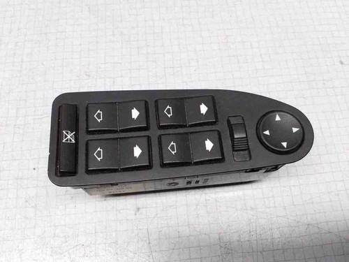 BMW 5 Touring E39 Schalter für Fensterheber hinten rechts 8368966 2.50 32503749