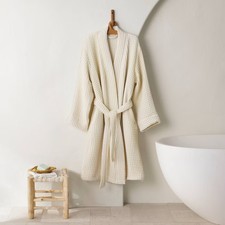 S/M Waffle Bath Robe Snowfall White - Casaluna