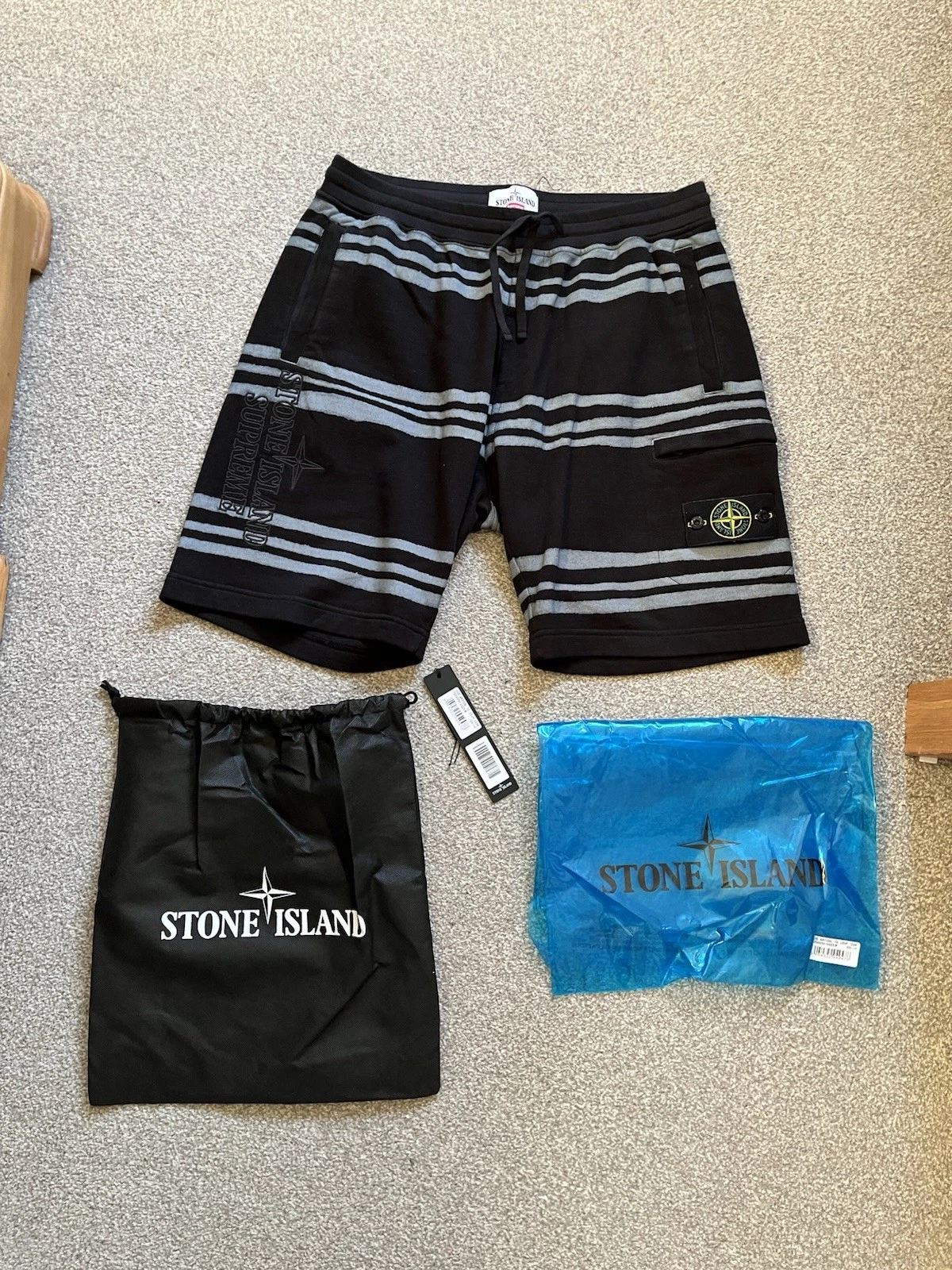 Sweat à capuche Supreme x Stone Island FW20 Warp Stripe   Noir   Taille M Medium