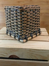 Vintage Woven Wicker Rattan Tissue Box Cover Holder Boho Farmhouse Decor 6"x6"