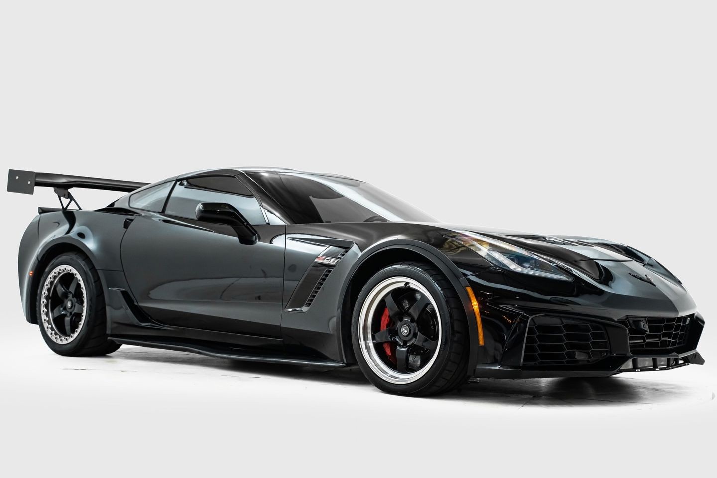 2016 Black Chevrolet Corvette   | C7 Corvette Photo 8