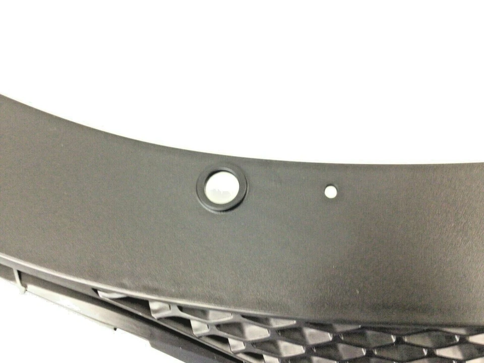 2015-2017 Chrysler 200 Front Radiator Grille Dark Gray 3.6L V6 OEM 68103934AC - Image 3 of 4