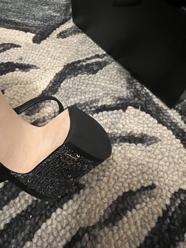 CHANEL Grosgrain Cap Toe SEQUIN CC Slingback Pumps Black 38EU! (worn once) - Picture 5 of 7