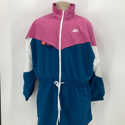 Nike Sportswear Women's Icon Clash 