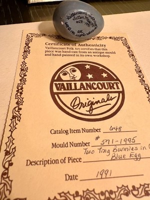 Vintage Vaillancourt Two Bunnies Inside Of Egg W/ Cert Of Authenticity  