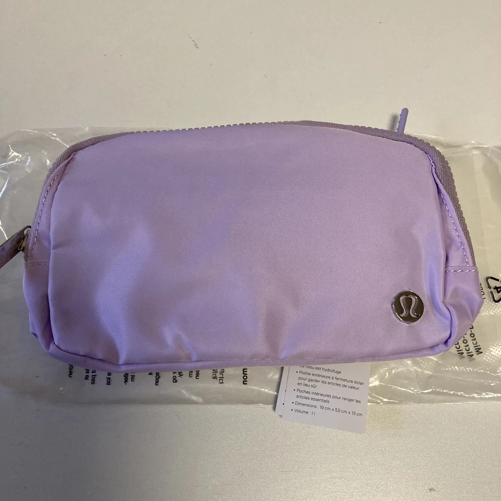 Everywhere Belt Bag 1L