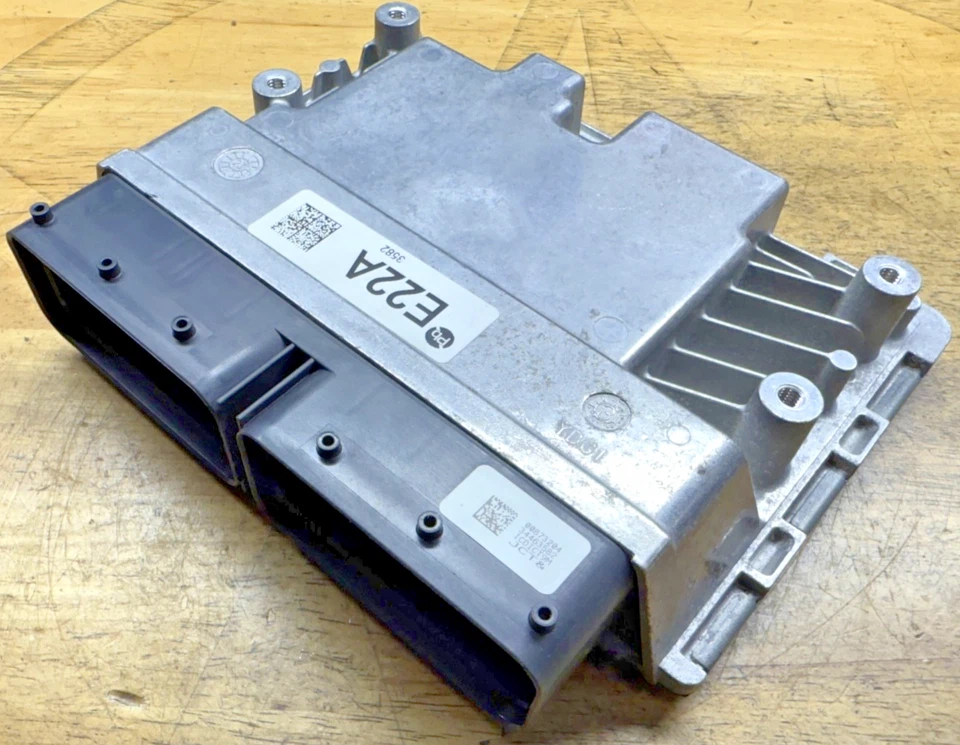 2024-25 Hyundai Kona 2.0L ECM Engine Computer Control Module PCM AWD 39130-2J262 - Image 3 of 4