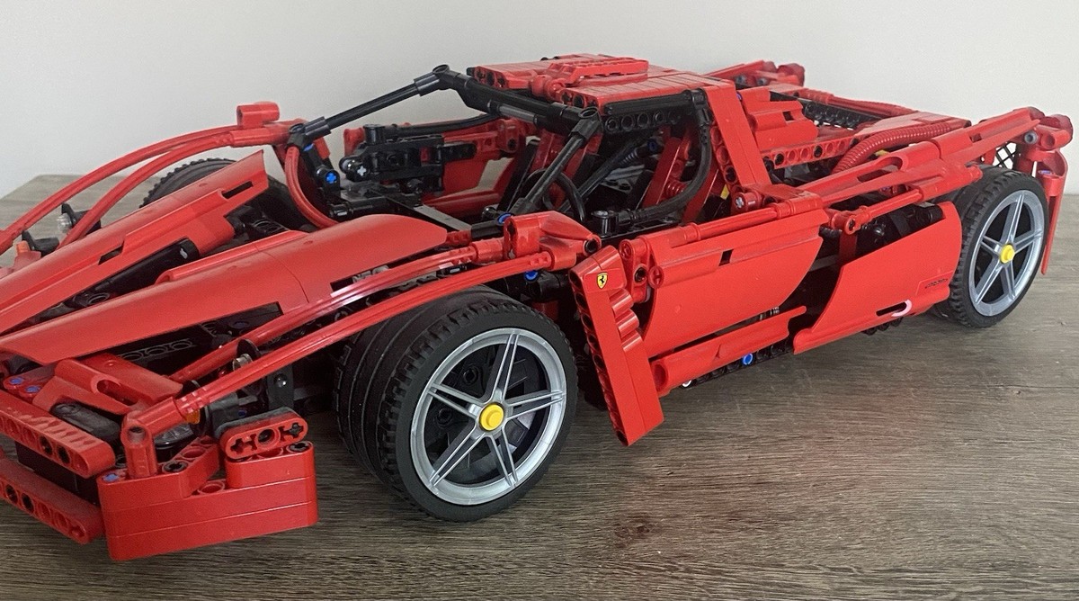 Lego 8653 Enzo Ferrari 1:10 Racers Technic 100% Complete Set 2005