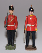 2 x Lead British Colonial Soldiers