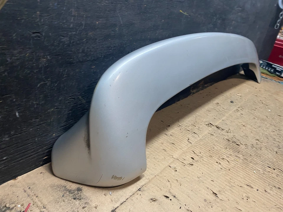 Alerón superior trasero Toyota Highlander 2001 a 2007 OEM T9710 DG Foto 3 de 4