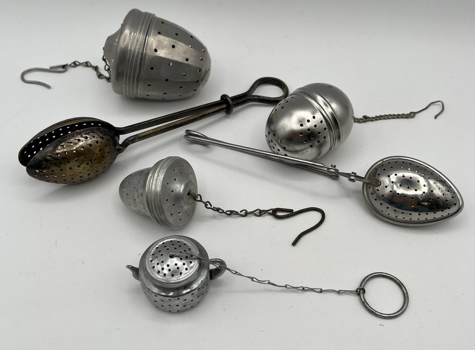 6 Vintage Aluminum Loose Tea Leaf Steeper Strainer Acorn Teapot Infuser Spoons
Opens in a new window