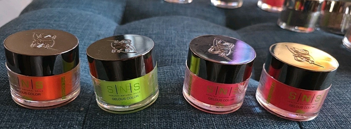 SNS DIPPING POWDER Nutri-Plus Natural Size: 1 Oz/28g Lot Of 34 New Without Boxes