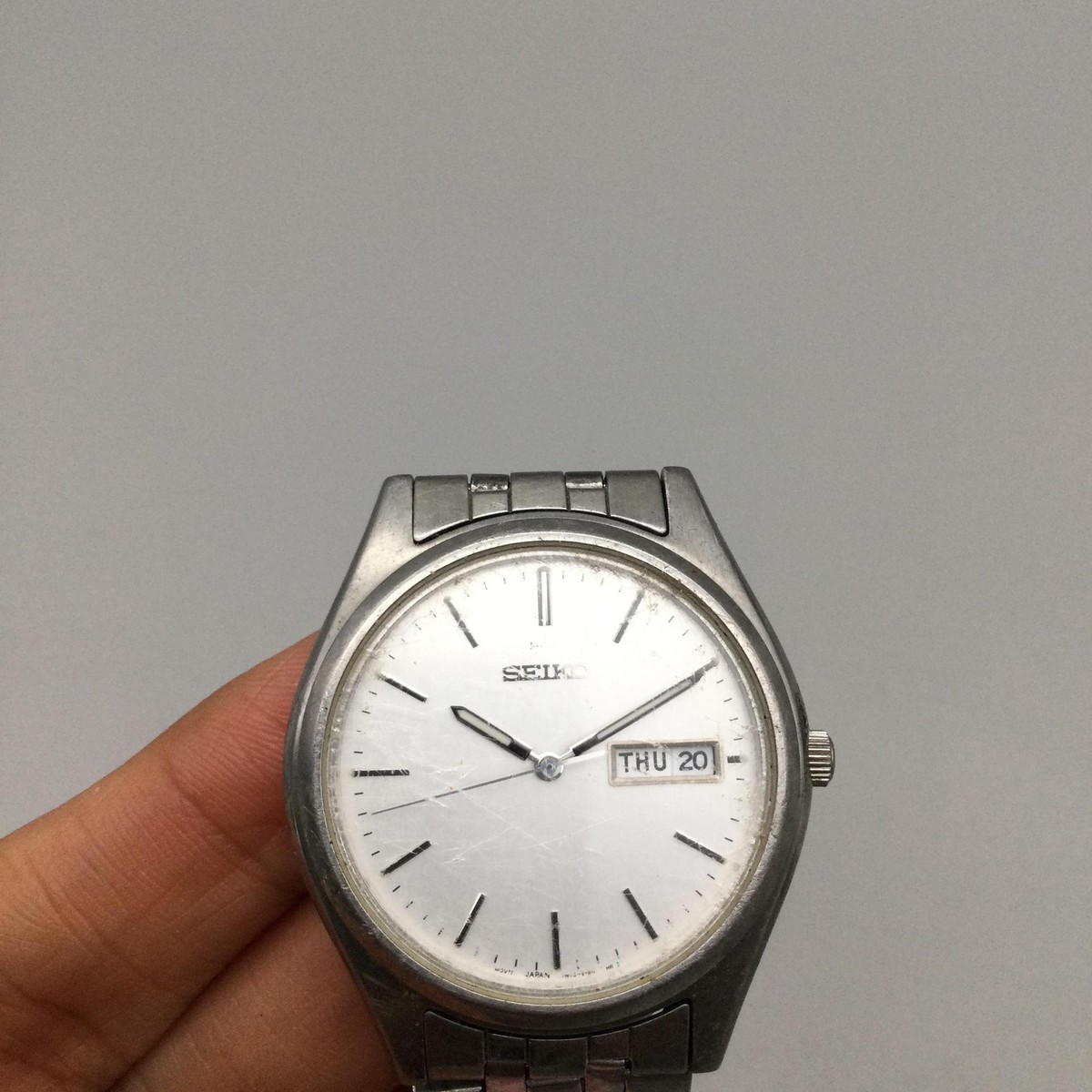 Vintage Seiko Mens Watch 37mm Silver Tone Day Date 7N43-9048 New