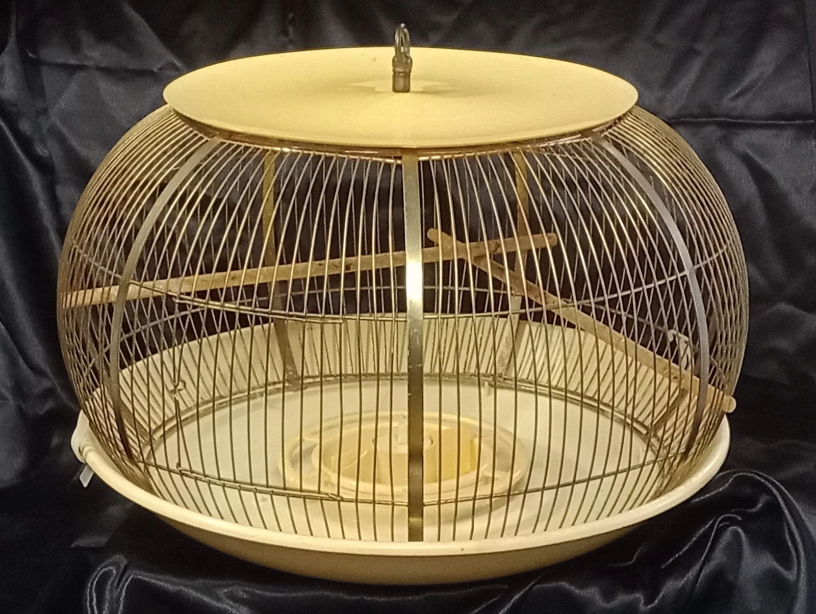 Large Vtg. 50's/60's Retro Round Bird Cage For Canaries, Budgies or Finches