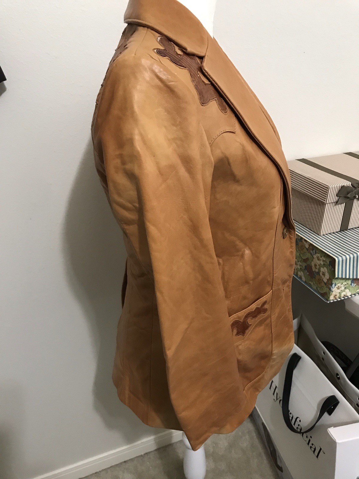 Lady Scully Leather Jacket - image 4