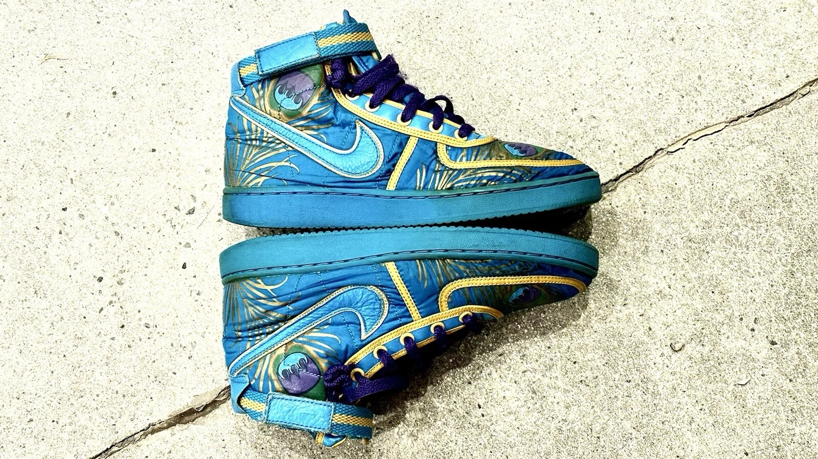 Édition limitée CLAW MONEY x NIKE VANDAL HIGH SUPREME PREMIUM PEACOCK BLUE