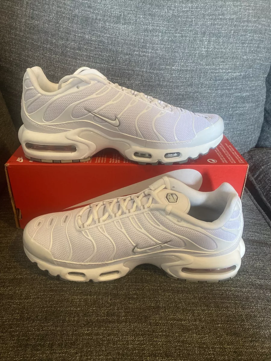 Nike Air Max Plus White Men s Size 8 Women s 9.5 No Lid 604133