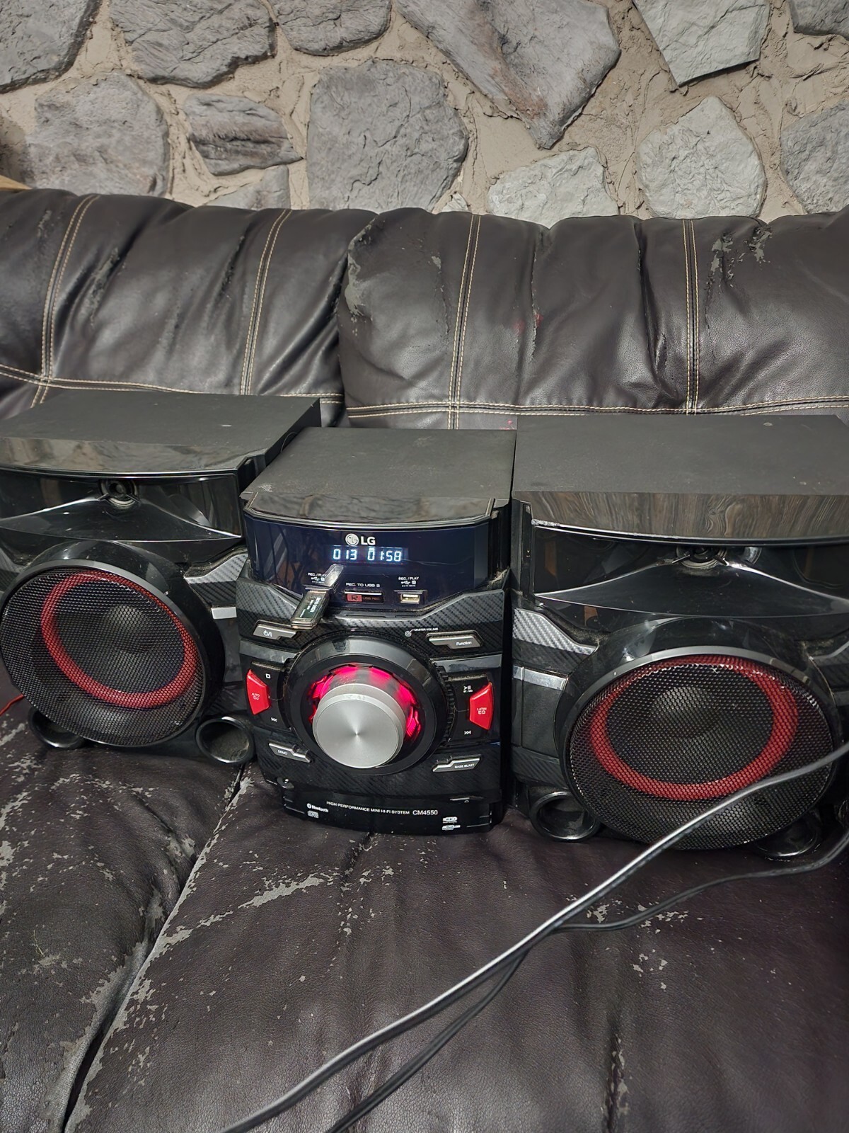 LG CM4550 700W Bluetooth Mini Audio 