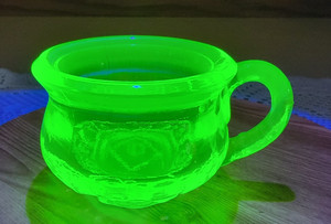 Boyd Glass CHAMBER POT or Mini Coffee Cup in Vaseline Glass from Early 2000's