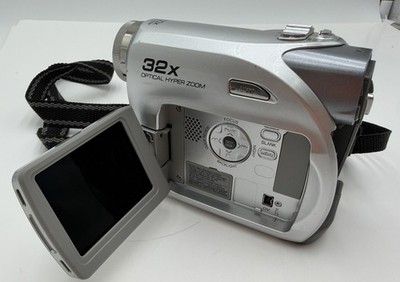 JVC GR-D350U Digital Video Camera MiniDV Camcorder w/ LCD Screen & Zoom