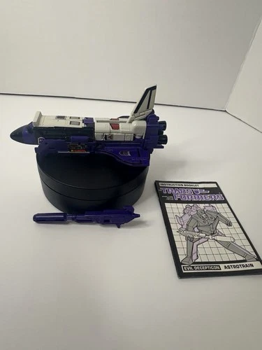 Astrotrain Triple Changer Hasbro G1 Transformers Action Figure Takara 1985 Japan