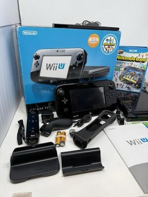 Nintendo Wii U 32GB Nintendo Land Deluxe Set Bundle - Black CIB
