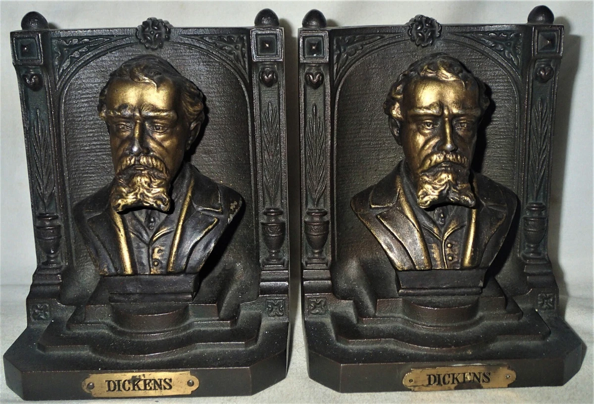 ANTIQUE BRADLEY HUBBARD CAST IRON BUST CHARLES DICKENS STORY BOOK