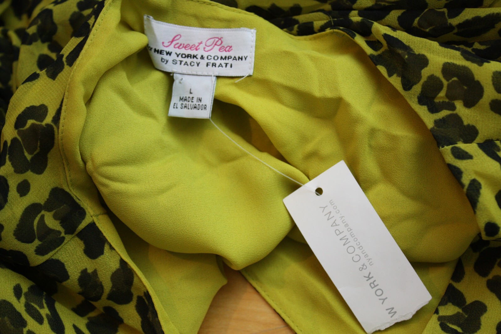 New York & Company Blouse Womens L Leopard-Print Puff-Sleeve Punk Retro Rock Y2K