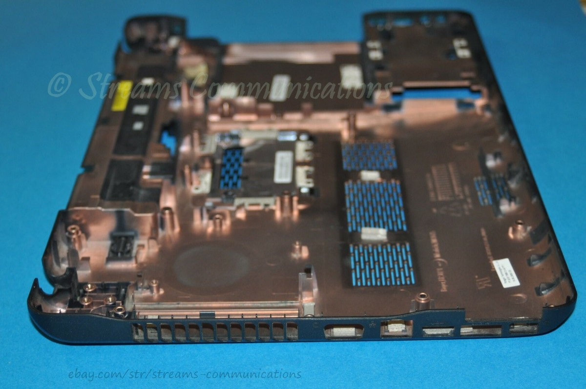 TOSHIBA Satellite A660 A665 A665D CASE inferiore laptop Series