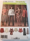 Simplicity Women's Plus Size Tunic Dress Jacket Pants Skirt  20 22 24 26 28  — photo 1