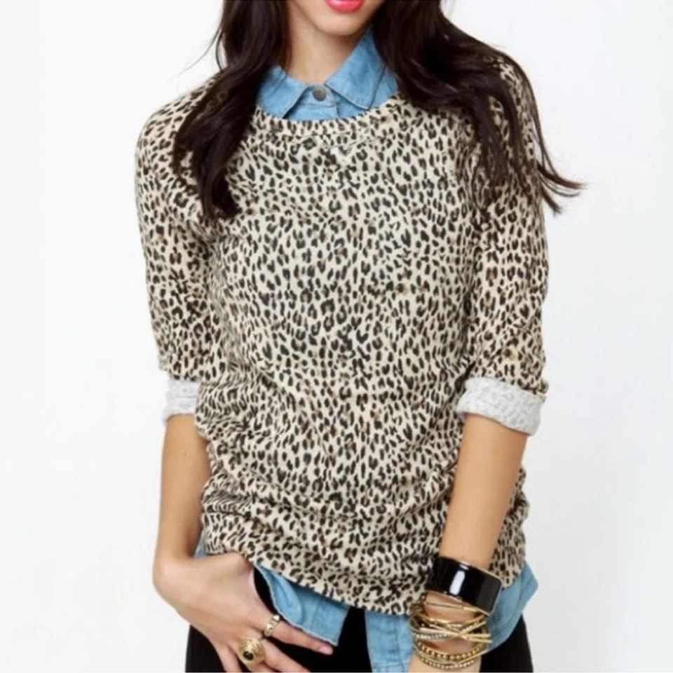 Túnica suéter tejido con estampado de leopardo Obey Propaganda para mujer talla M Foto 3 de 4