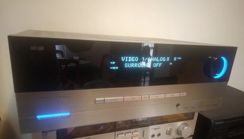 AMPLIFICATORE HARMAN KARDON CON VOLUME A LUNA COLLEGABILE CELLULARE AMPLIFIER  Foto 2 de 4