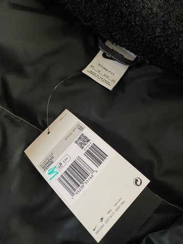 NIKE SPORTSWEAR WOMENS STORM-FIT SWOOSH HOODED PARKA COAT BLACK DJ1979-010 - XS - Picture 12 of 13