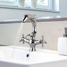 2 Handles Single Hole Dolphin Shaped Chrome Bathroom Basin Sink Faucet Mixer Tap