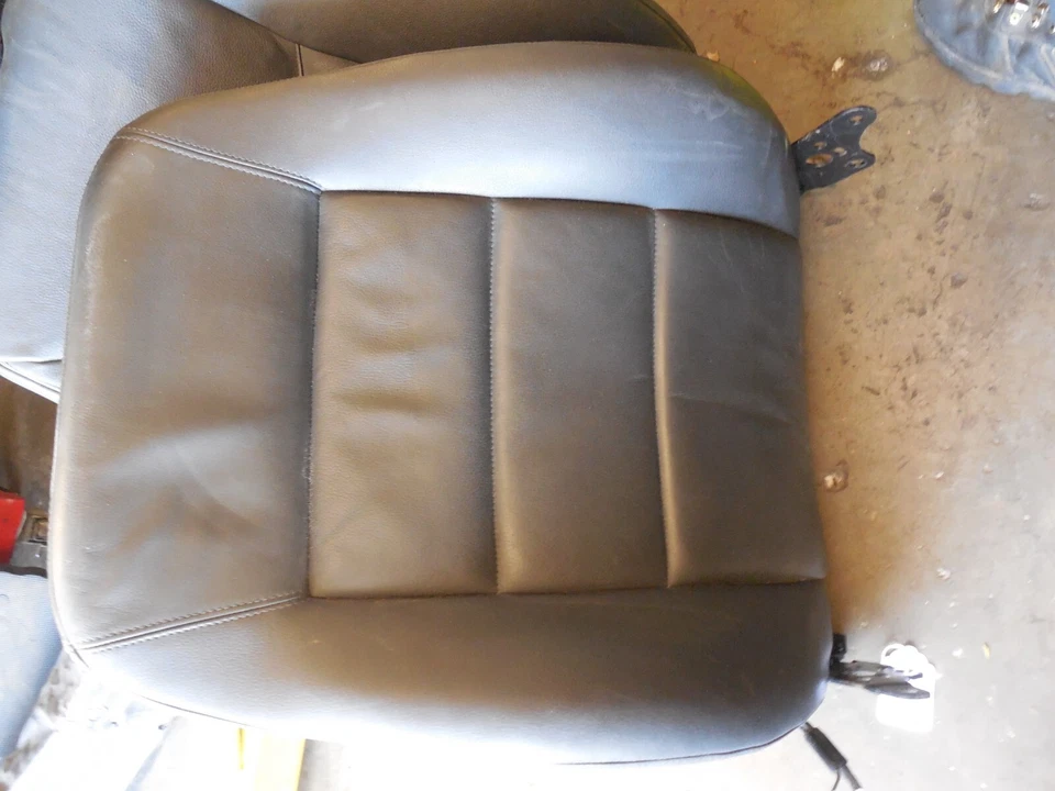 2003 Audi A6 RIGHT Front Seat Back Black - Image 2 of 4