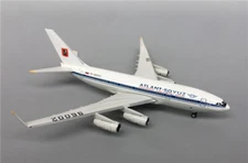 Phoenix Russia ATLANT-SOYUZ IL-96 RA-96002 1/400 DIECAST Aircraft Pre-built