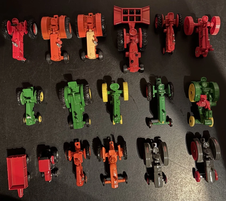 Ertl Farm Toy Tractors / Lot of 16 / - Image 4 of 4