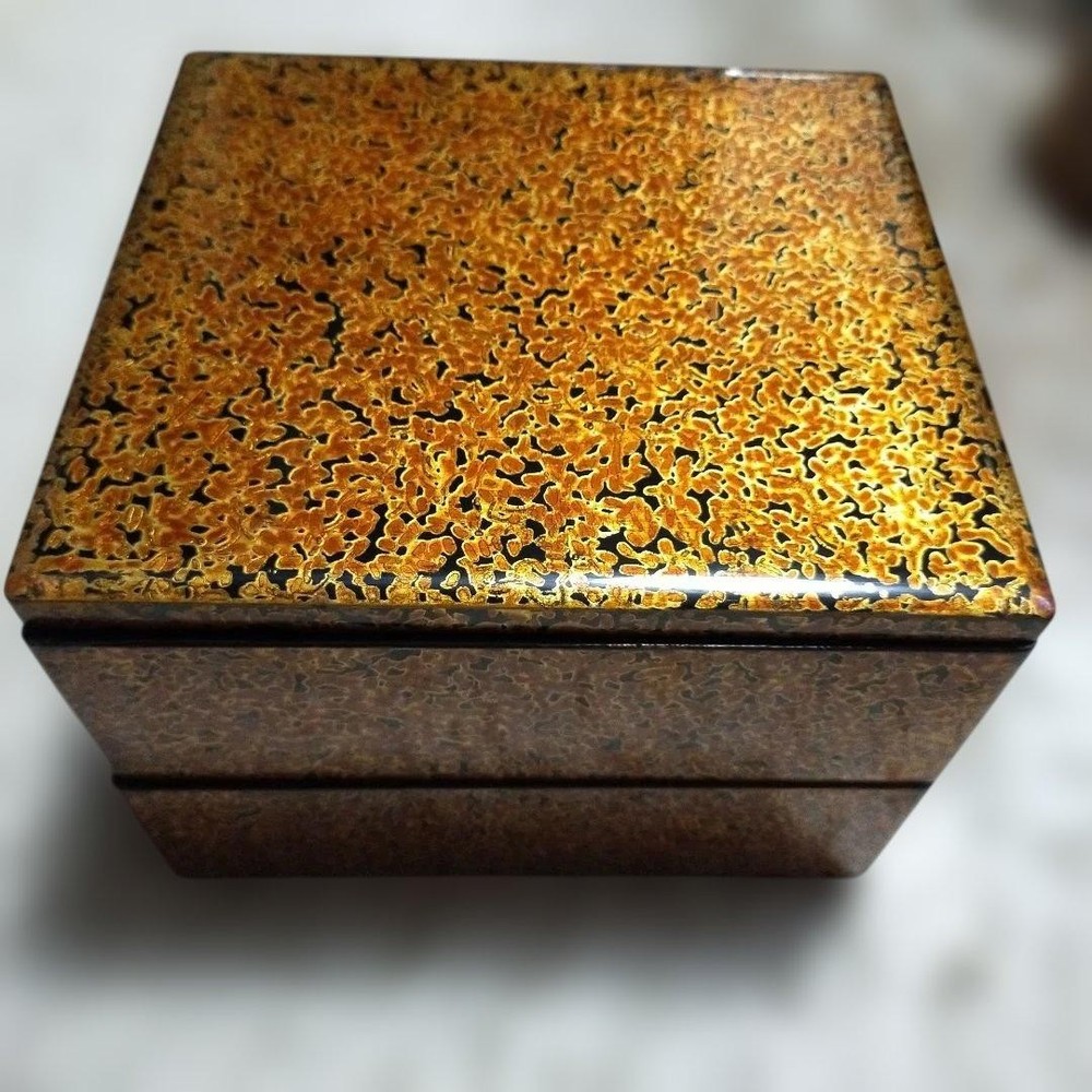 Jubako Bento Box Japanese Showa retro Tsugaru lacquer box gold and brown pattern