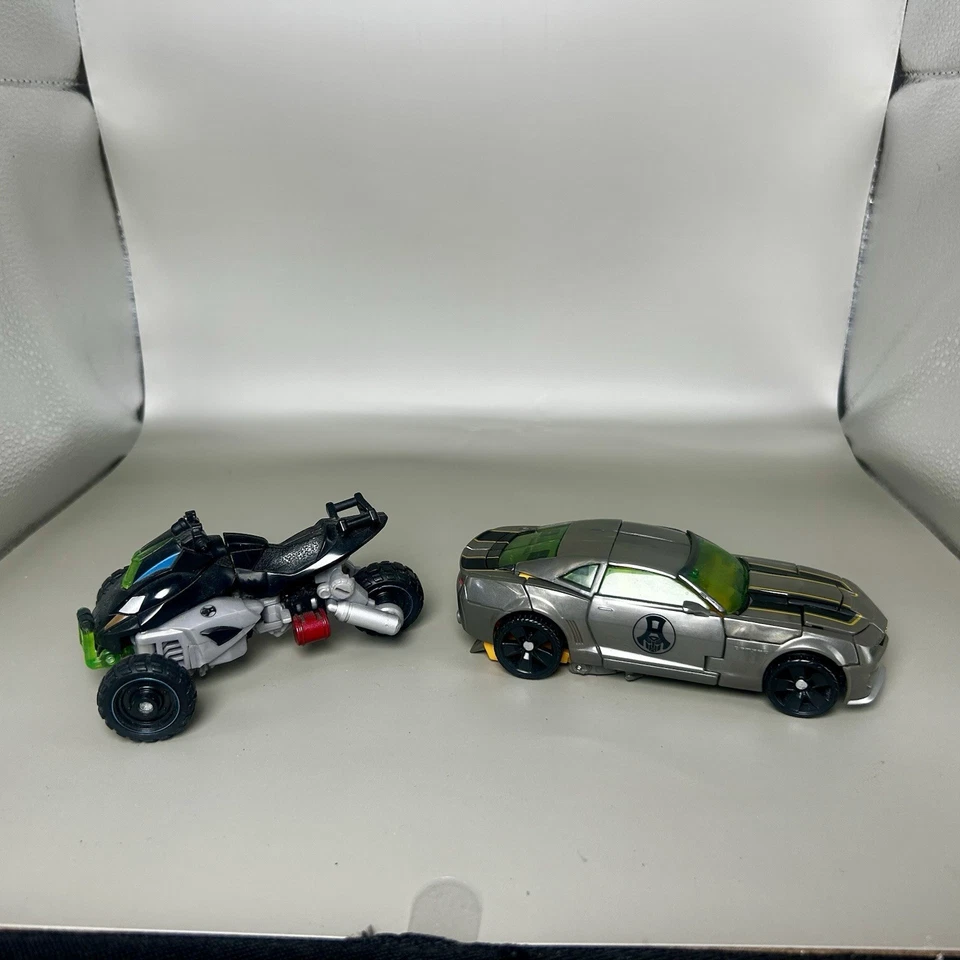 Transformers DOTM Alianza Humana Abejorro con Contrafuego No Sam Abierto Foto 2 de 2