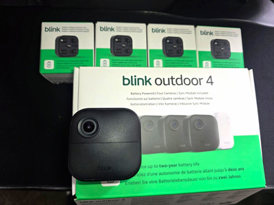Blink Outdoor 4 Battery EXTENTION Pack IP-Überwachungskamera Set 4x kabellos