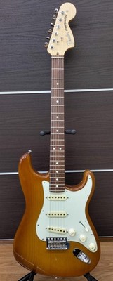 Fender USA Performer Stratocaster E-Gitarre gebraucht JP