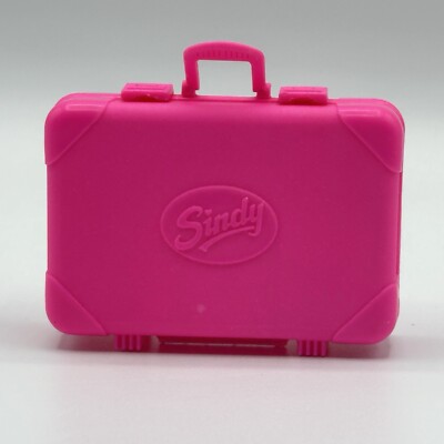 Vintage Pedigree / Hasbro Sindy Doll Holiday 1992 Suitcase Accessory