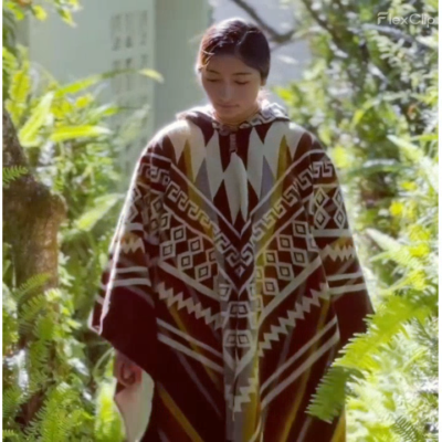 Alpaca wool Hooded Poncho Unisex Aztec pattern all seasons boho