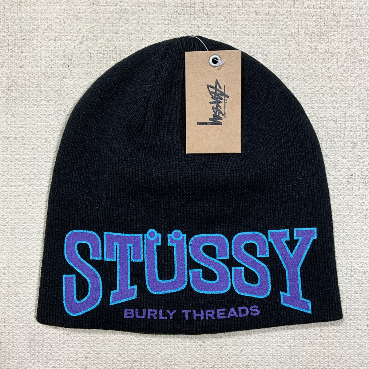 BRAND NEW STUSSY BURLY THREADS SKULLCAP BEANIE HAT BLACK BRAND NEW STUSSY BURLY THREADS SKULLCAP BEANIE HAT BLACK