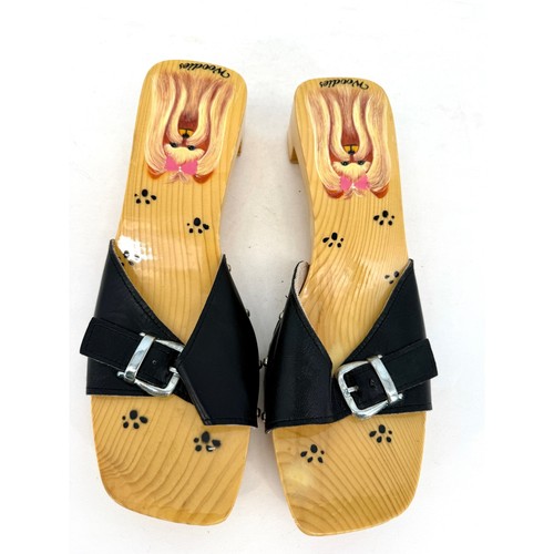 Vintage Woodies Clogs Slides Sandals Leather Strap Dog Graphic Size 10 Novelty