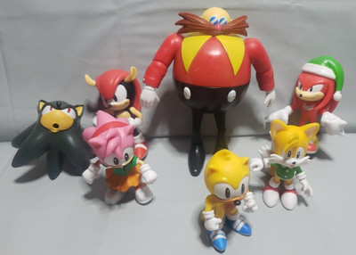 Sonic The Hedgehog Family Collectible Sega Action Figures Lot Of 6