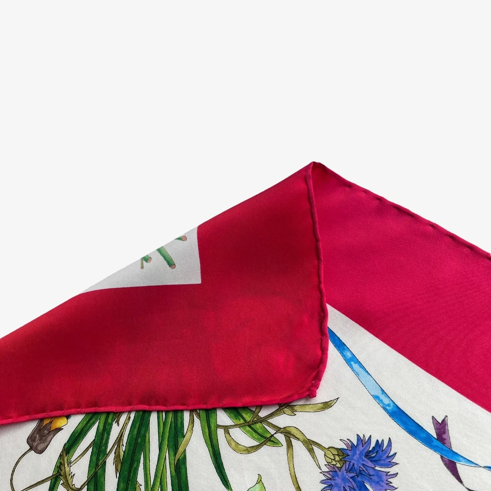 Vintage 90s Gucci Accornero Floral Print Red Silk Scarf, Shawl Retro Italy - Image 4 of 4